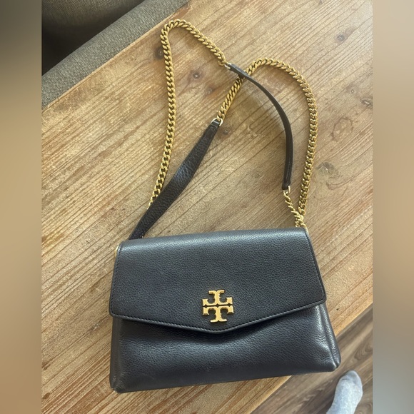 Tory Burch Handbags - Tory Burch convertible Crossbody bag